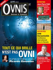 Nuit Soucoupe Lumière Arbre Apparition 